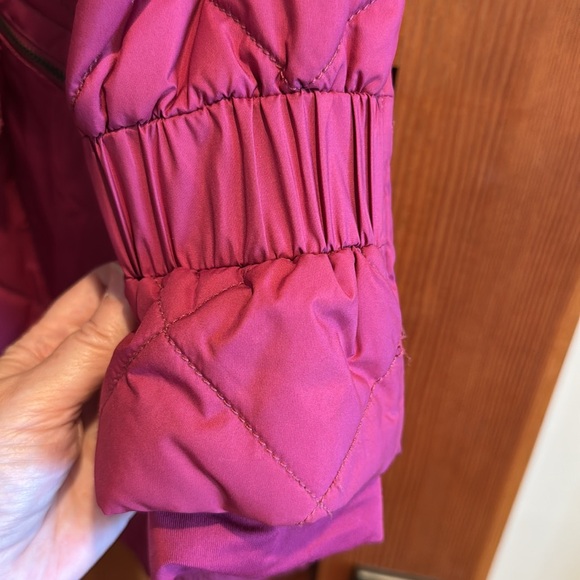 Title Nine Women's Berry Quilted Jacket Size M, EUC - Picture 6 of 9
